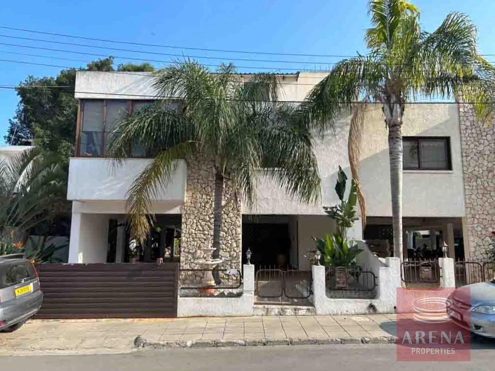 4 Bedroom House for Sale in Kamares, Larnaca District