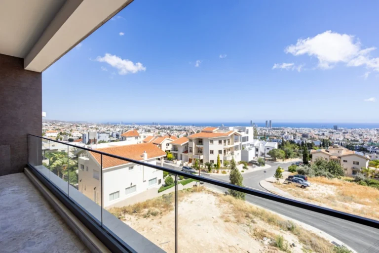 4 Bedroom House for Sale in Limassol – Mesa Geitonia