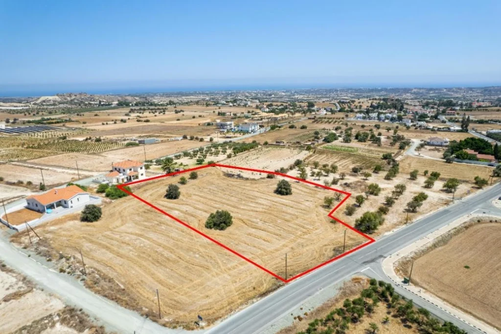 6,355m² Plot for Sale in Anafotida, Larnaca District