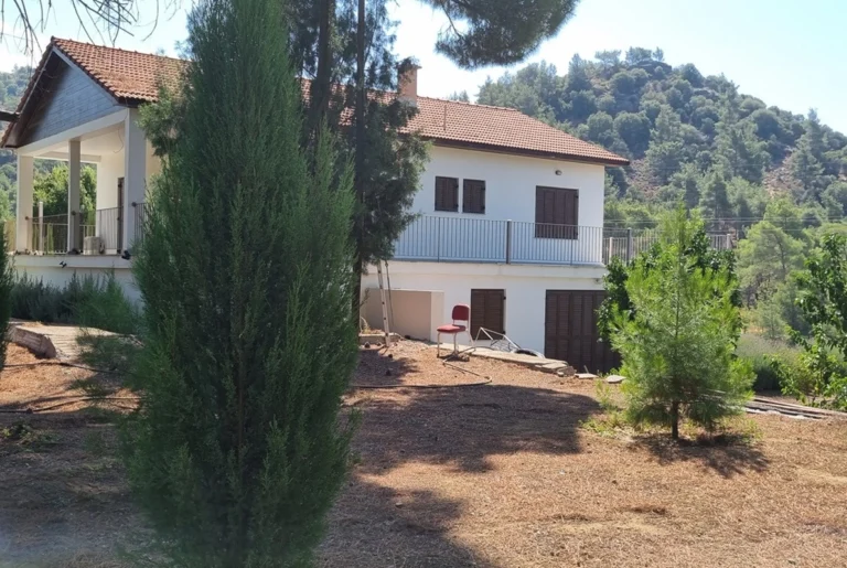 5 Bedroom House for Rent in Saittas, Limassol District