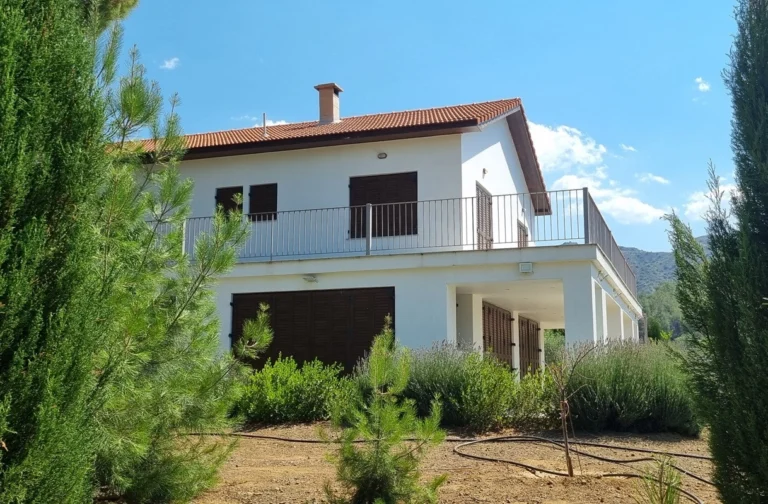 5 Bedroom House for Rent in Saittas, Limassol District