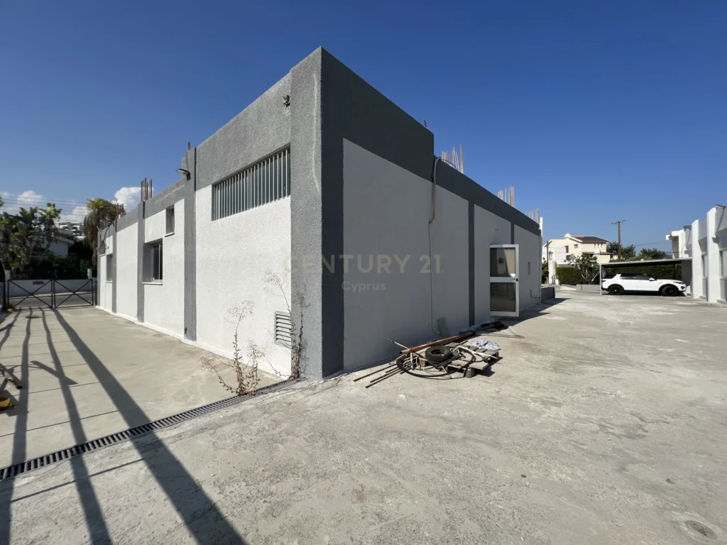 730m² Building for Rent in Limassol District