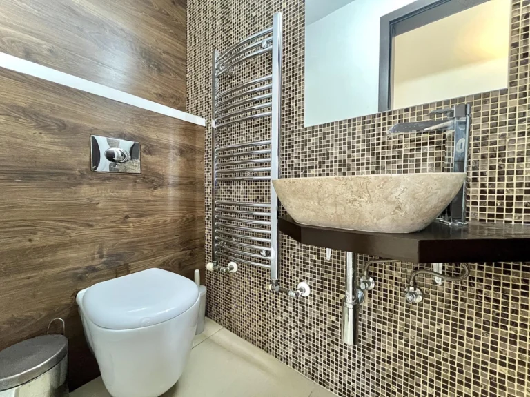 4 Bedroom Apartment for Rent in Germasogeia, Limassol District