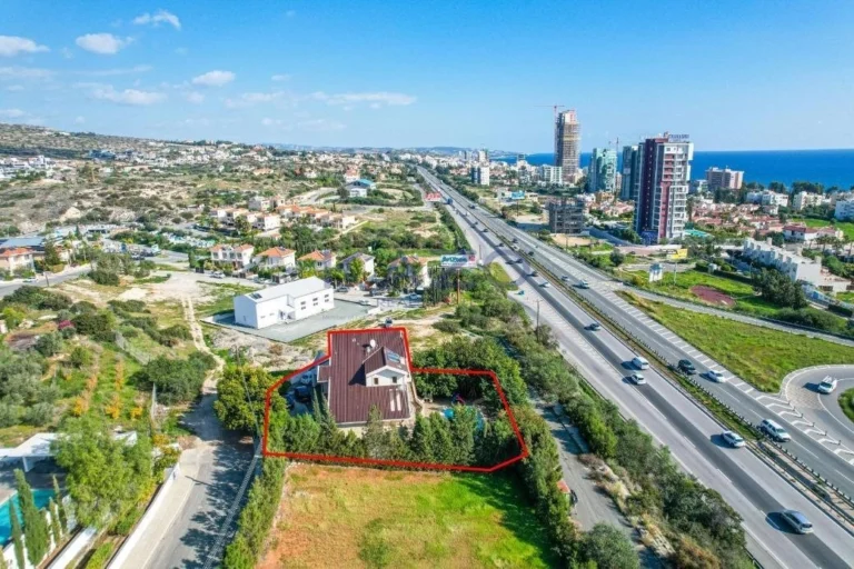 4 Bedroom House for Sale in Mouttagiaka, Limassol District