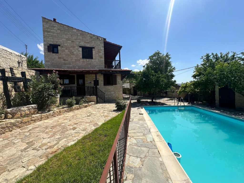 3 Bedroom House for Sale in Salamiou, Paphos District