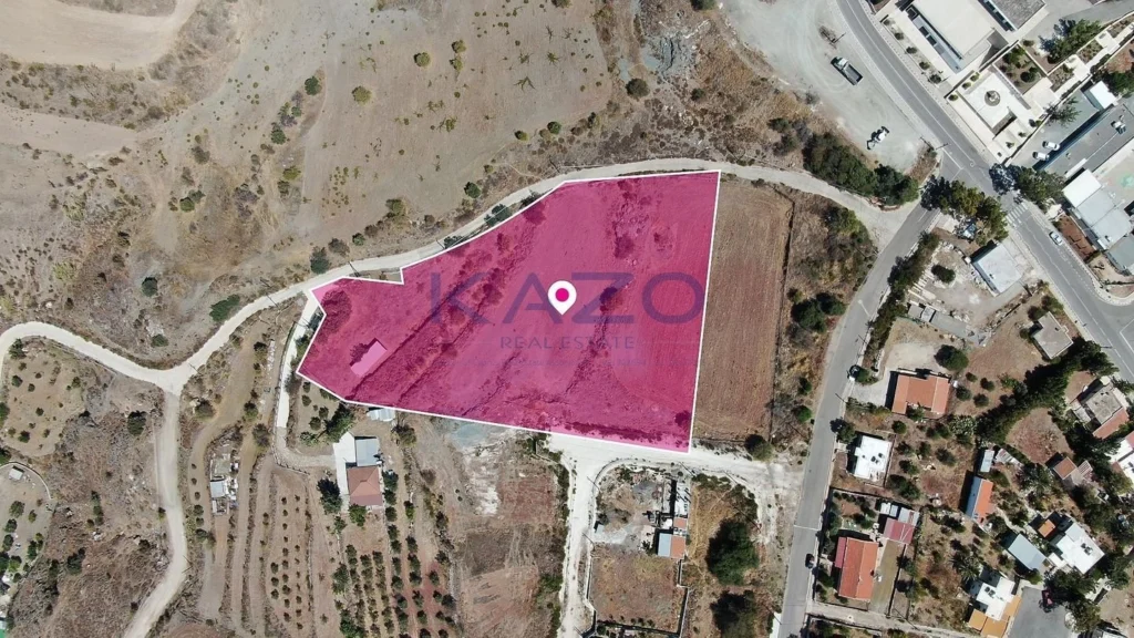 8,300m² Plot for Sale in Choletria, Paphos District