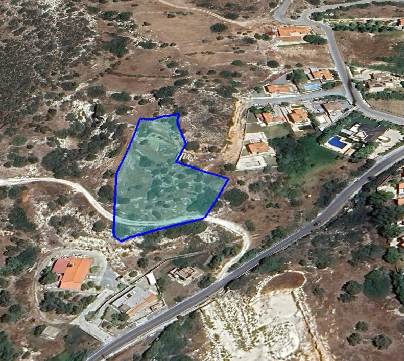 3,595m² Plot for Sale in Agios Tychonas, Limassol District