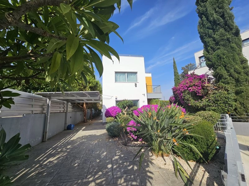 5 Bedroom House for Sale in Germasogeia, Limassol District