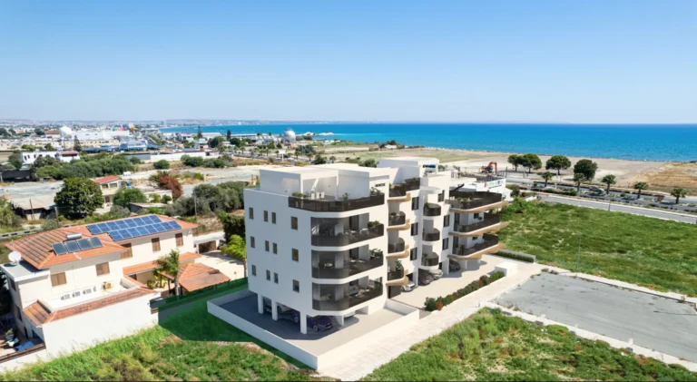 Building for Sale in Livadia Larnakas, Larnaca District