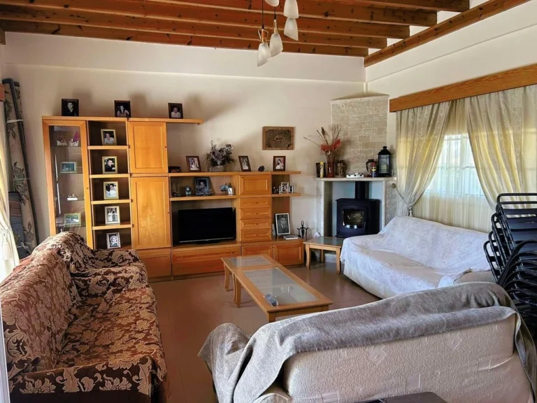 3 Bedroom House for Rent in Koili, Paphos District