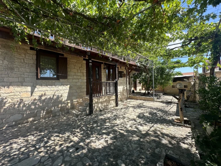 3 Bedroom House for Sale in Salamiou, Paphos District