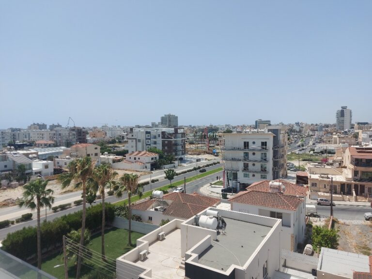 2 Bedroom Apartment for Sale in Larnaca