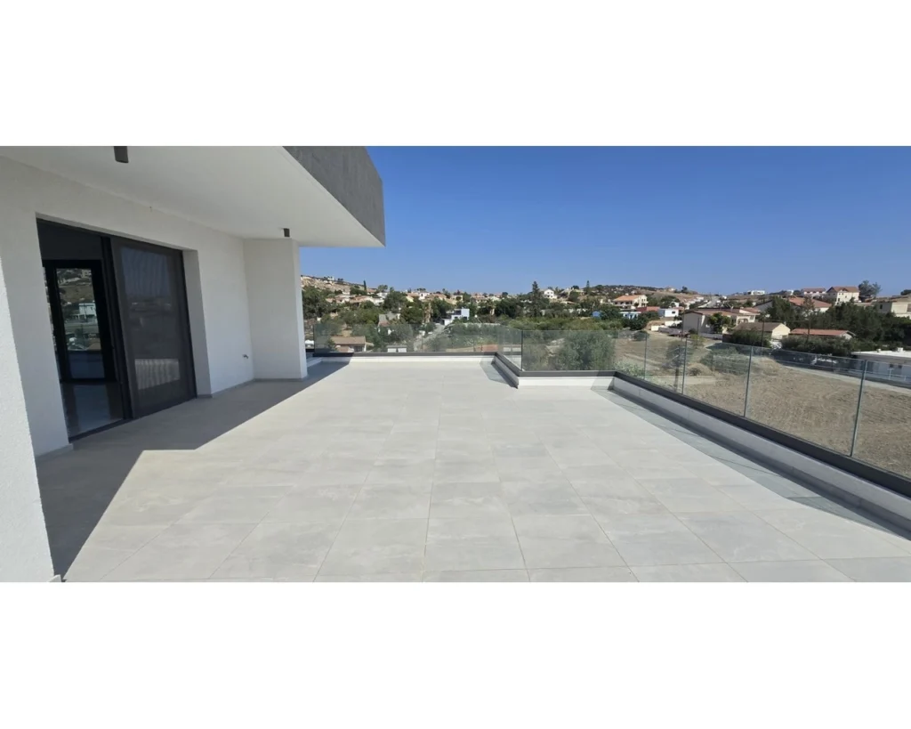 3 Bedroom Apartment for Sale in Parekklisia, Limassol District