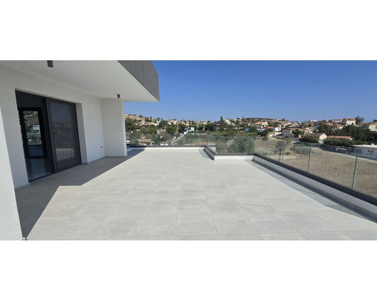 3 Bedroom Apartment for Sale in Parekklisia, Limassol District