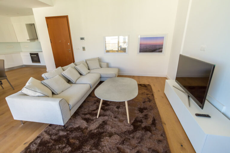 3 Bedroom Apartment for Rent in Germasogeia, Limassol District