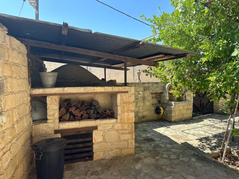 3 Bedroom House for Sale in Salamiou, Paphos District