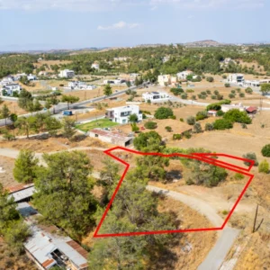 2,375m² Plot for Sale in Lythrodontas, Nicosia District