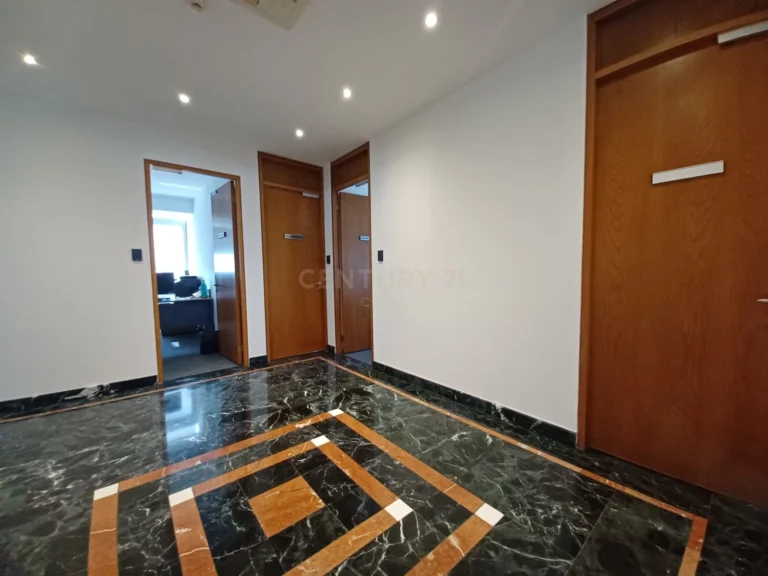 294m² Office for Rent in Limassol District