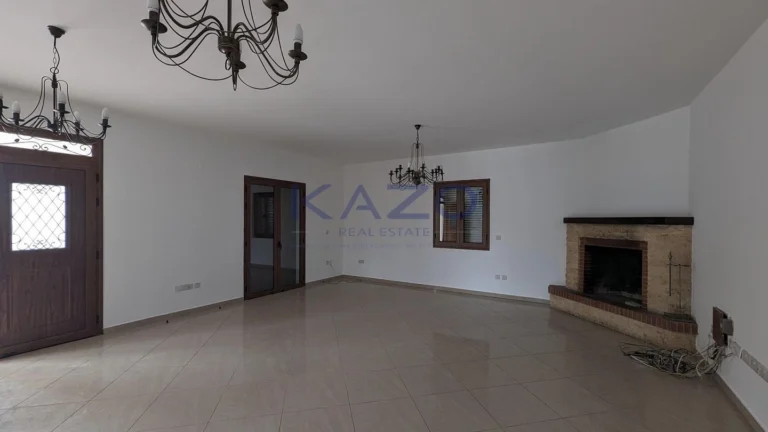 3 Bedroom House for Sale in Kato Moni, Nicosia District