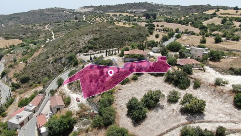 1,460m² Plot for Sale in Vavla, Larnaca District