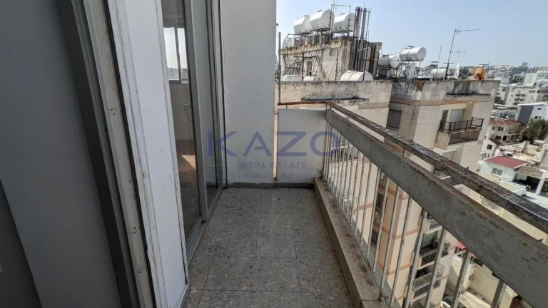 2 Bedroom Apartment for Sale in Agioi Omologites, Nicosia District