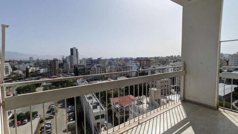 2 Bedroom Apartment for Sale in Agioi Omologites, Nicosia District