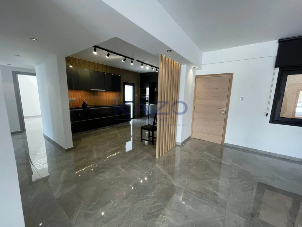 130m² Office for Rent in Limassol District