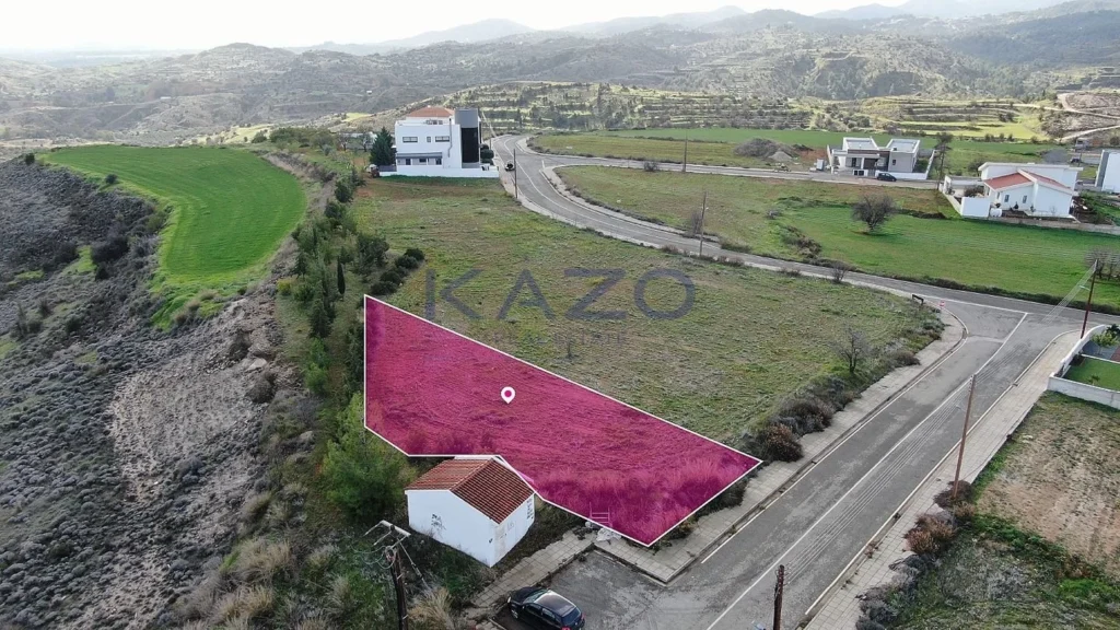 547m² Plot for Sale in Kampia, Nicosia District