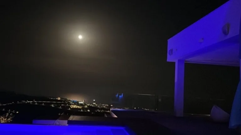 4 Bedroom House for Sale in Agios Tychonas, Limassol District