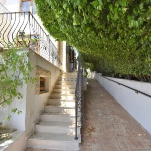 6+ Bedroom House for Sale in Oroklini, Larnaca District