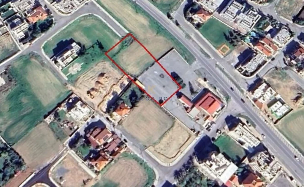 570m² Building for Sale in Aradippou, Larnaca District