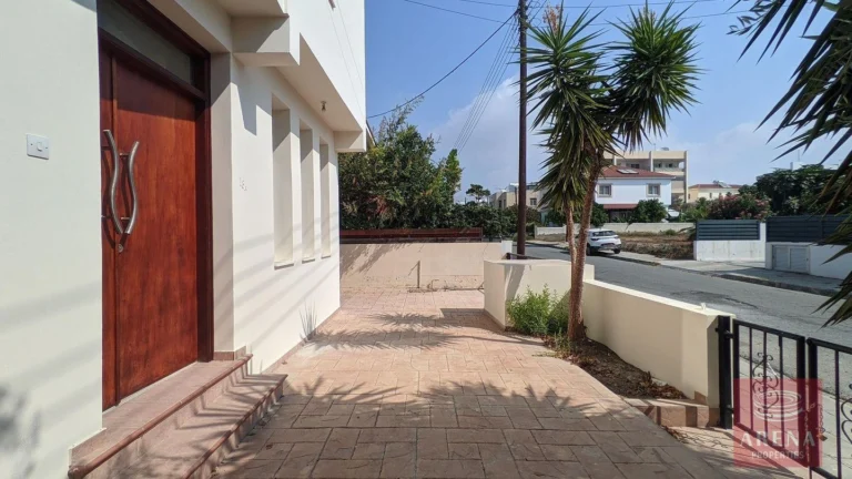 4 Bedroom House for Sale in Oroklini, Larnaca District