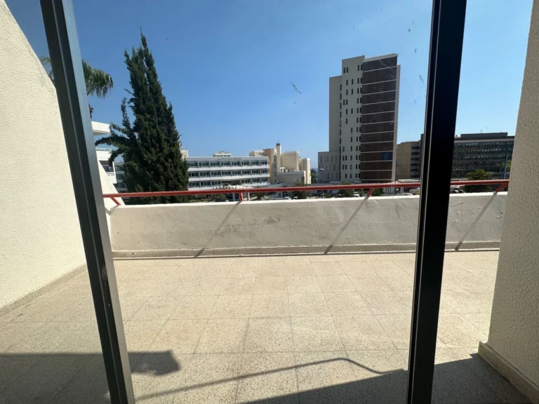 2 Bedroom Apartment for Sale in Amathounta, Limassol District