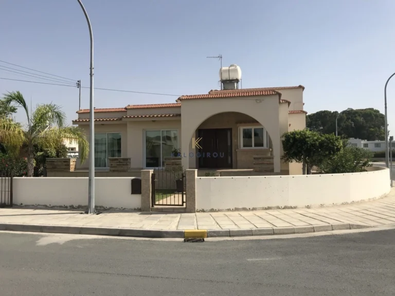 3 Bedroom House for Sale in Livadia Larnakas, Larnaca District