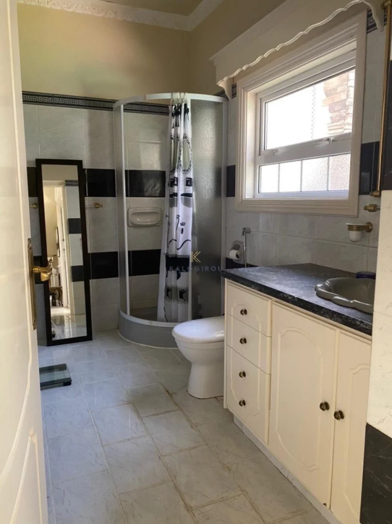 5 Bedroom House for Rent in Oroklini, Larnaca District
