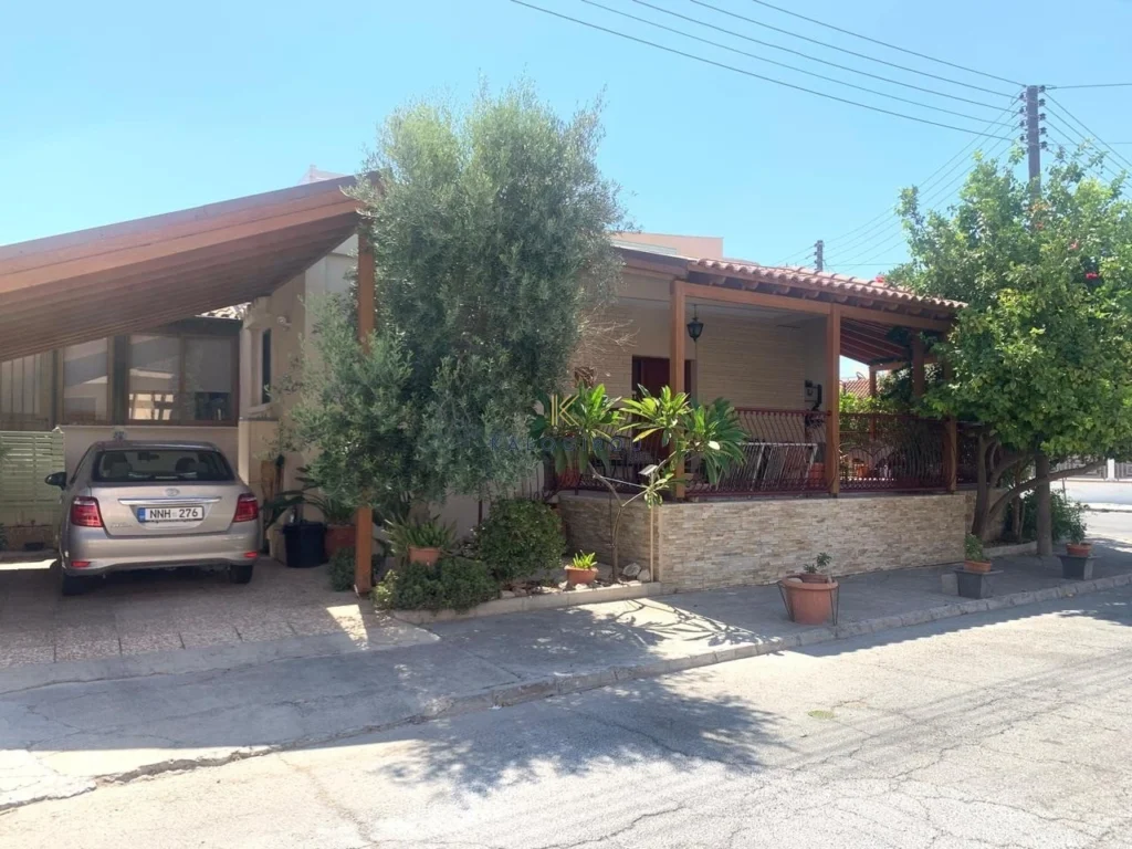 3 Bedroom House for Sale in Livadia Larnakas, Larnaca District