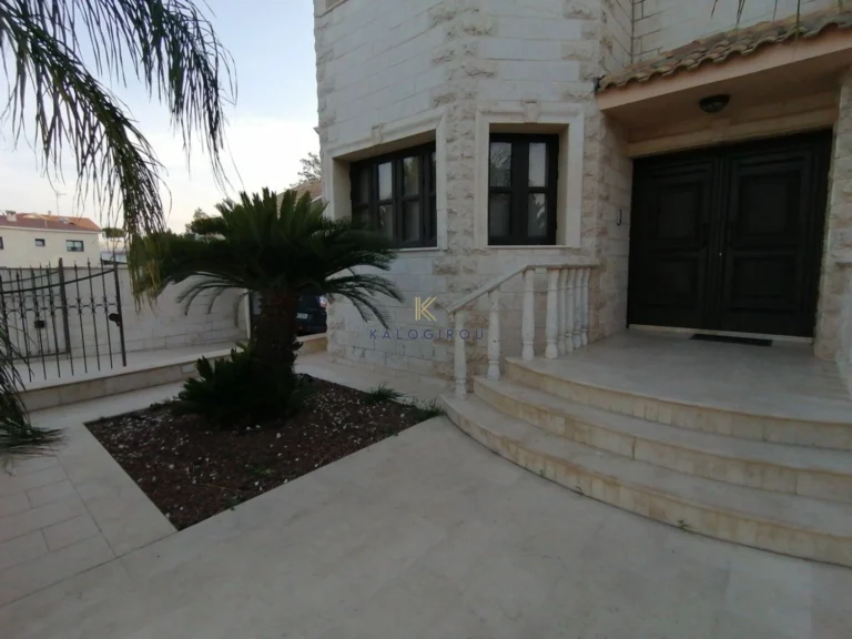 5 Bedroom House for Sale in Aradippou, Larnaca District