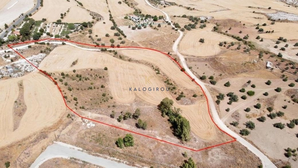 22,743m² Plot for Sale in Analiontas (Kataliontas), Nicosia District