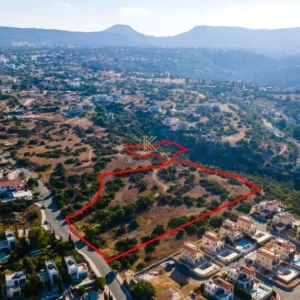 13,899m² Plot for Sale in Neo Chorio Pafou, Paphos District