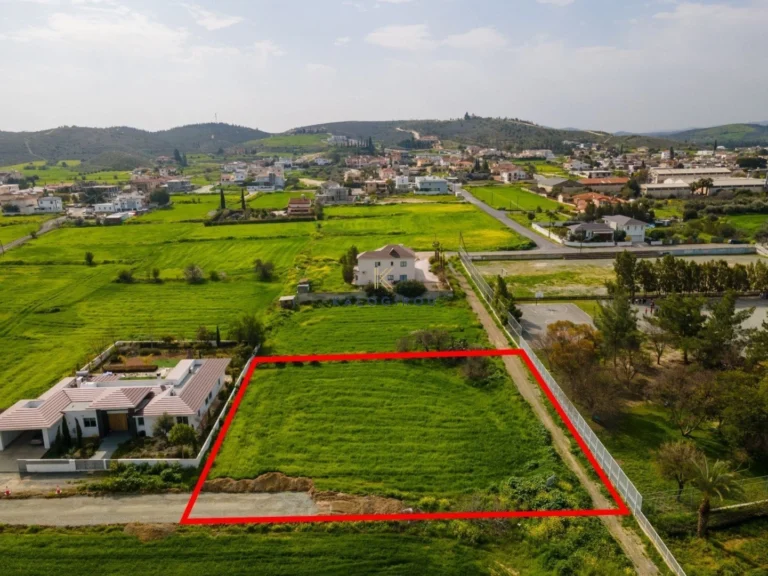 1,682m² Plot for Sale in Pera, Nicosia District