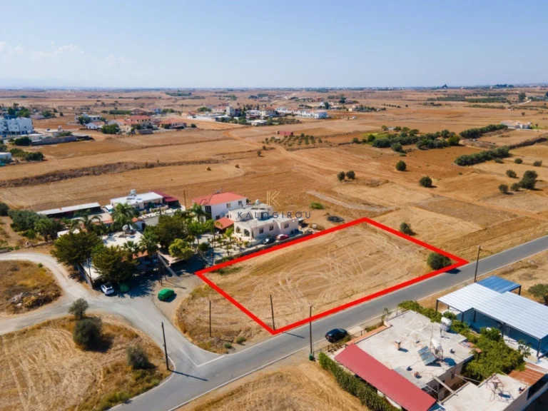 2,452m² Plot for Sale in Nicosia District