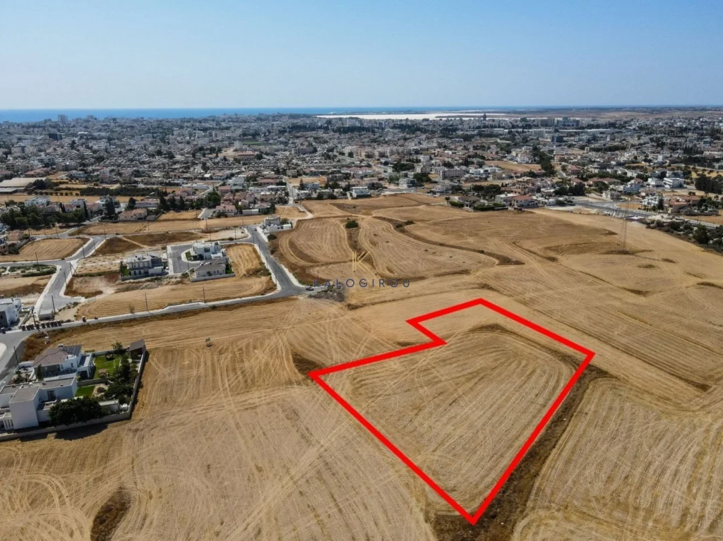 5,449m² Plot for Sale in Aradippou, Larnaca District