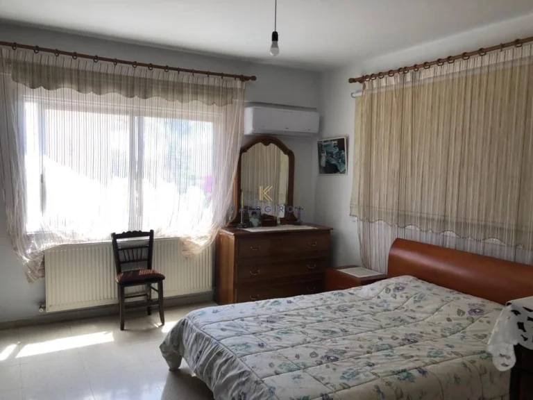 5 Bedroom House for Sale in Oroklini, Larnaca District