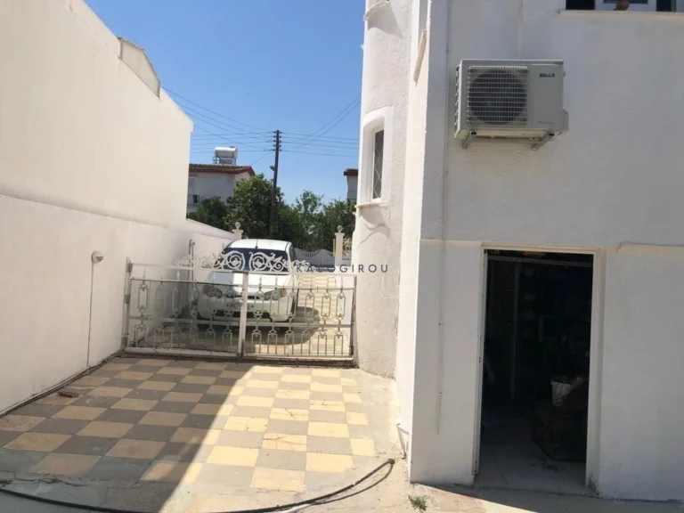 5 Bedroom House for Sale in Oroklini, Larnaca District