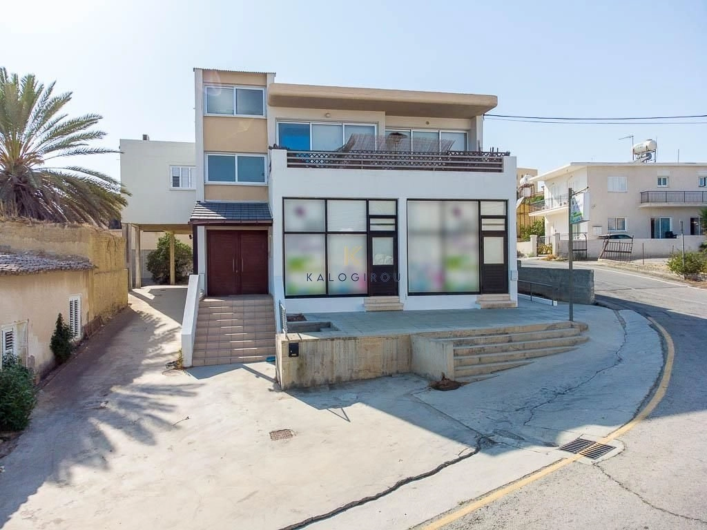 339m² Commercial for Sale in Geri, Nicosia District