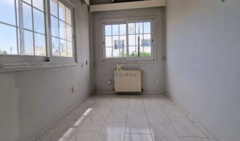 3 Bedroom House for Sale in Aradippou, Larnaca District