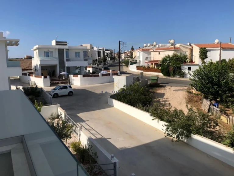 4 Bedroom House for Sale in Paralimni, Famagusta District