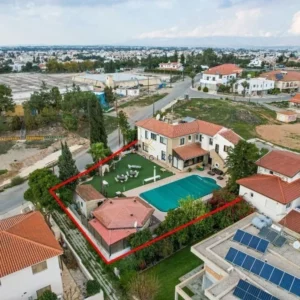 4 Bedroom House for Sale in Strovolos, Nicosia District