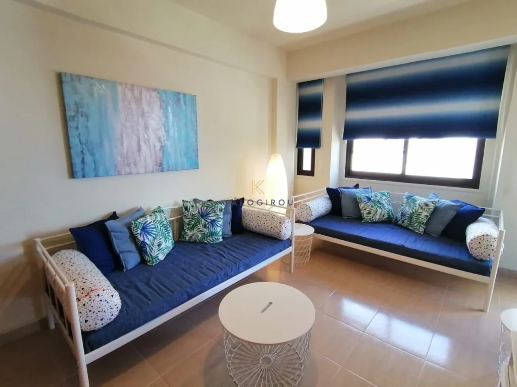 1 Bedroom Apartment for Rent in Larnaca – Finikoudes