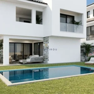 5 Bedroom House for Sale in Oroklini, Larnaca District